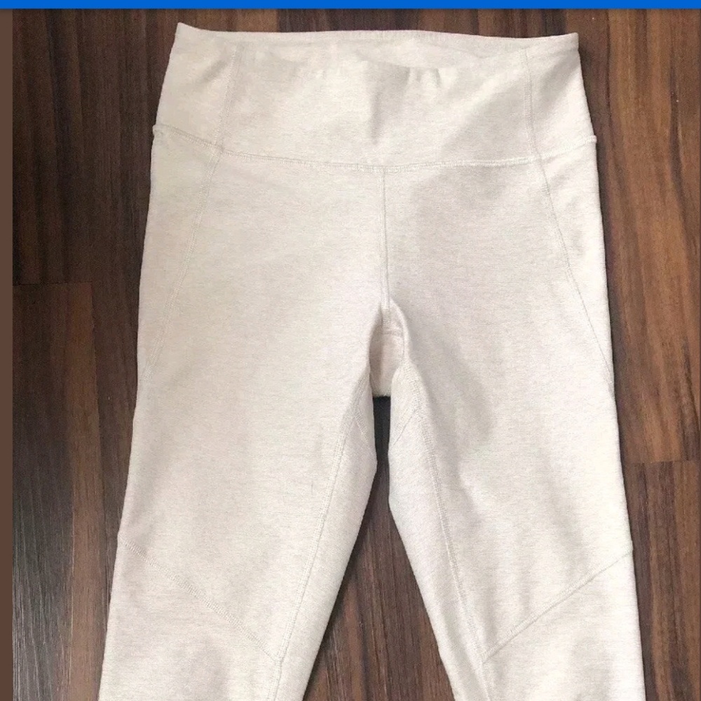 Outdoor voices 3/4 leggings Desert